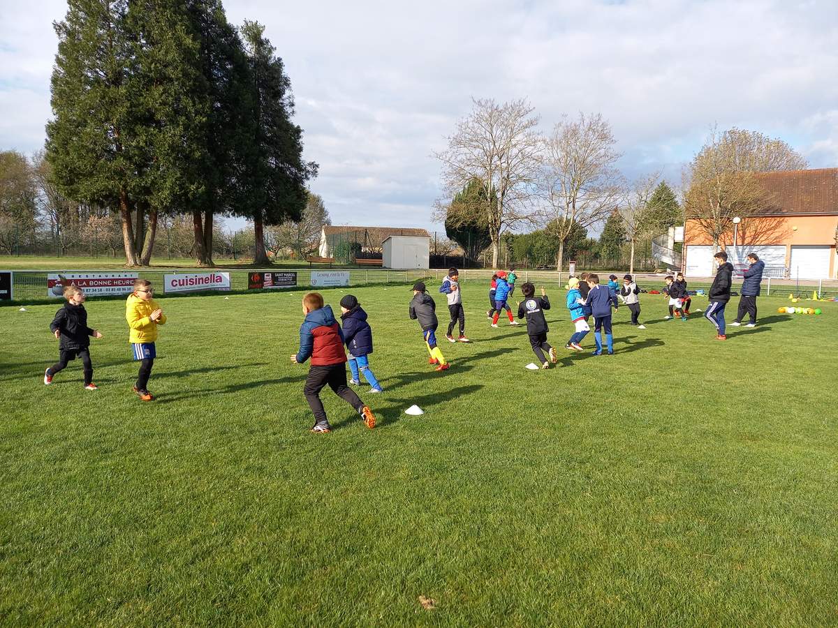 Actualit Belle Semaine De Stage Pour Nos Chatenoyens Club Football