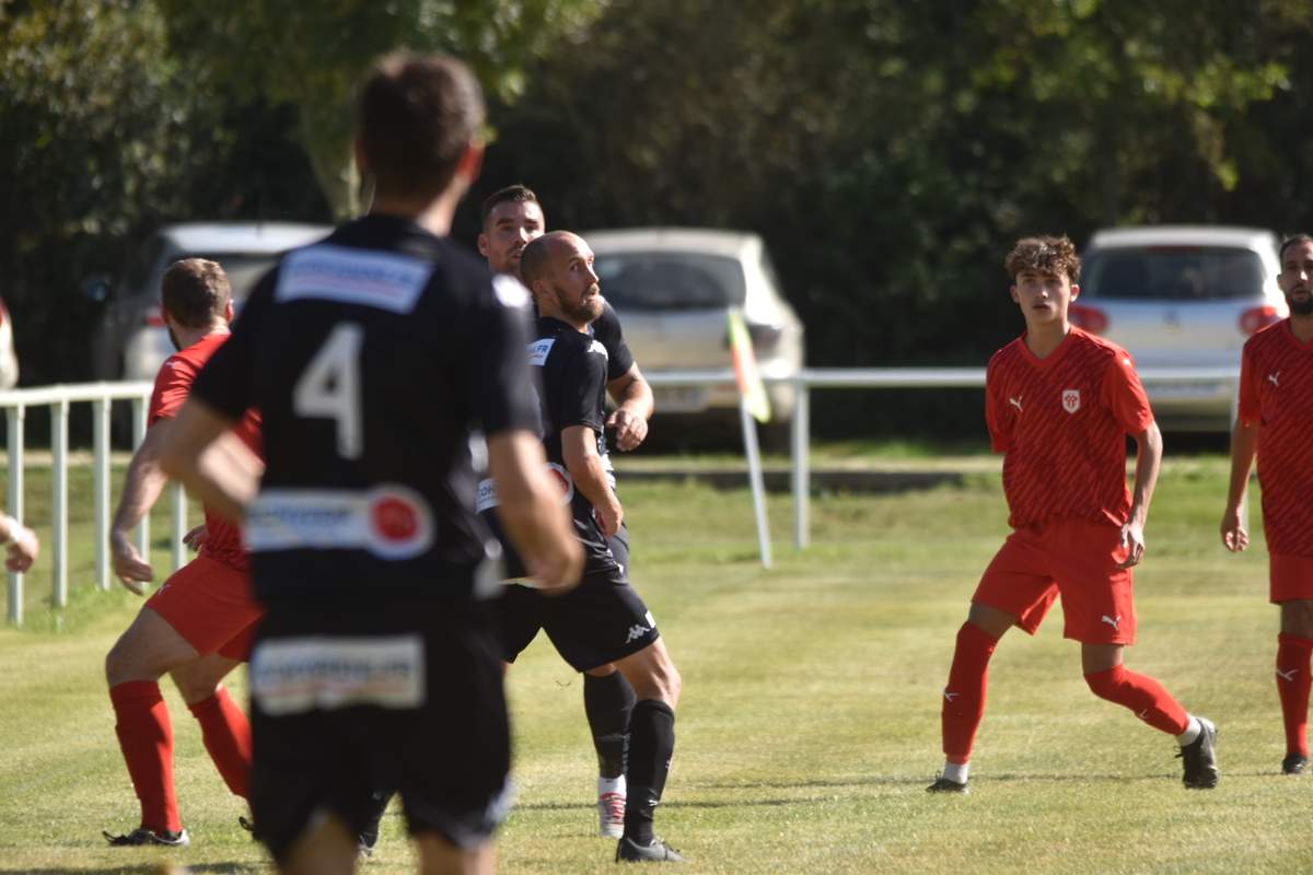 Album Chateau Larcher Ruffec Photo N Club Football Stade