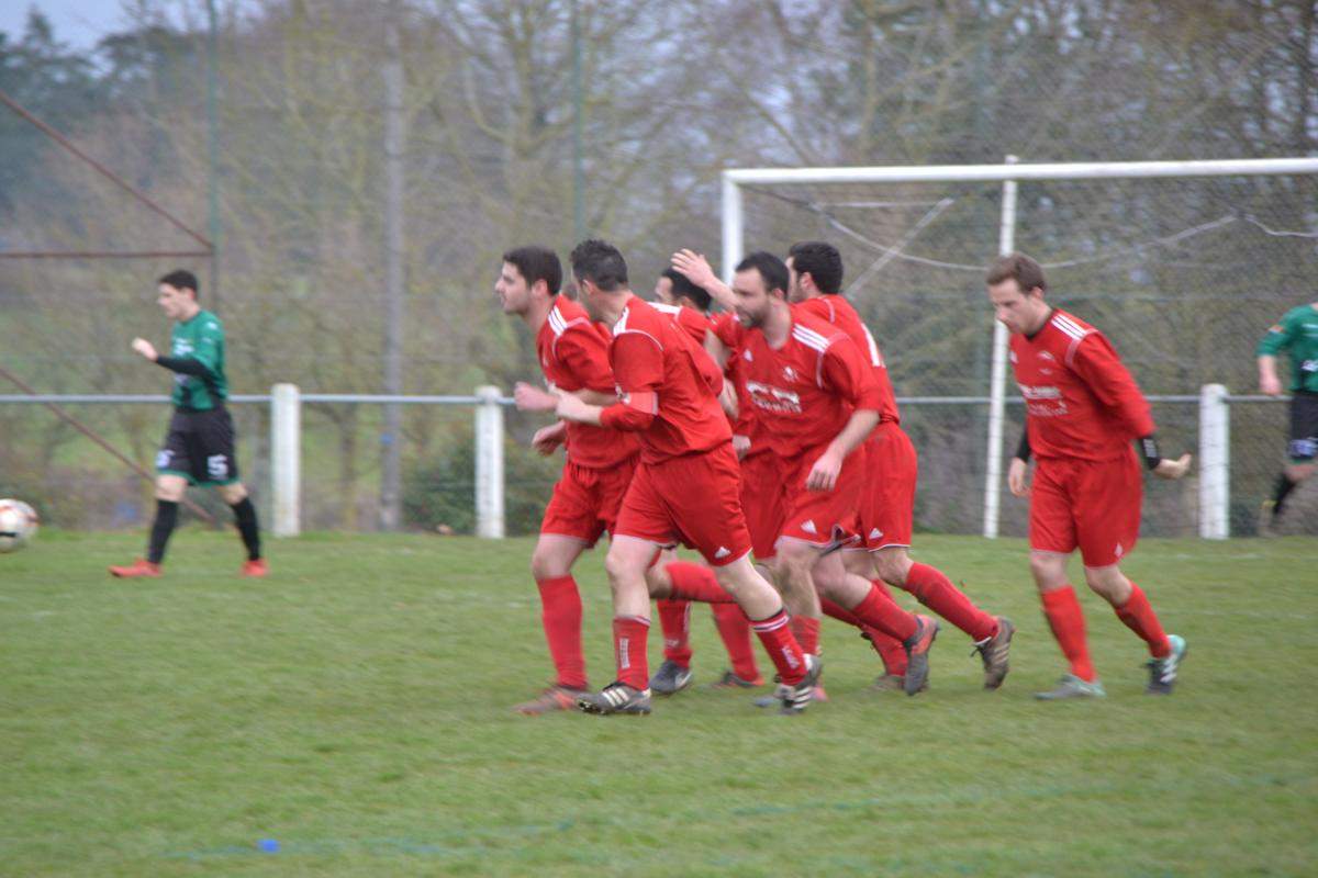 Album - Championnat.FC.Chaudron-St Quentin 1/ ES La... - Club Football ...