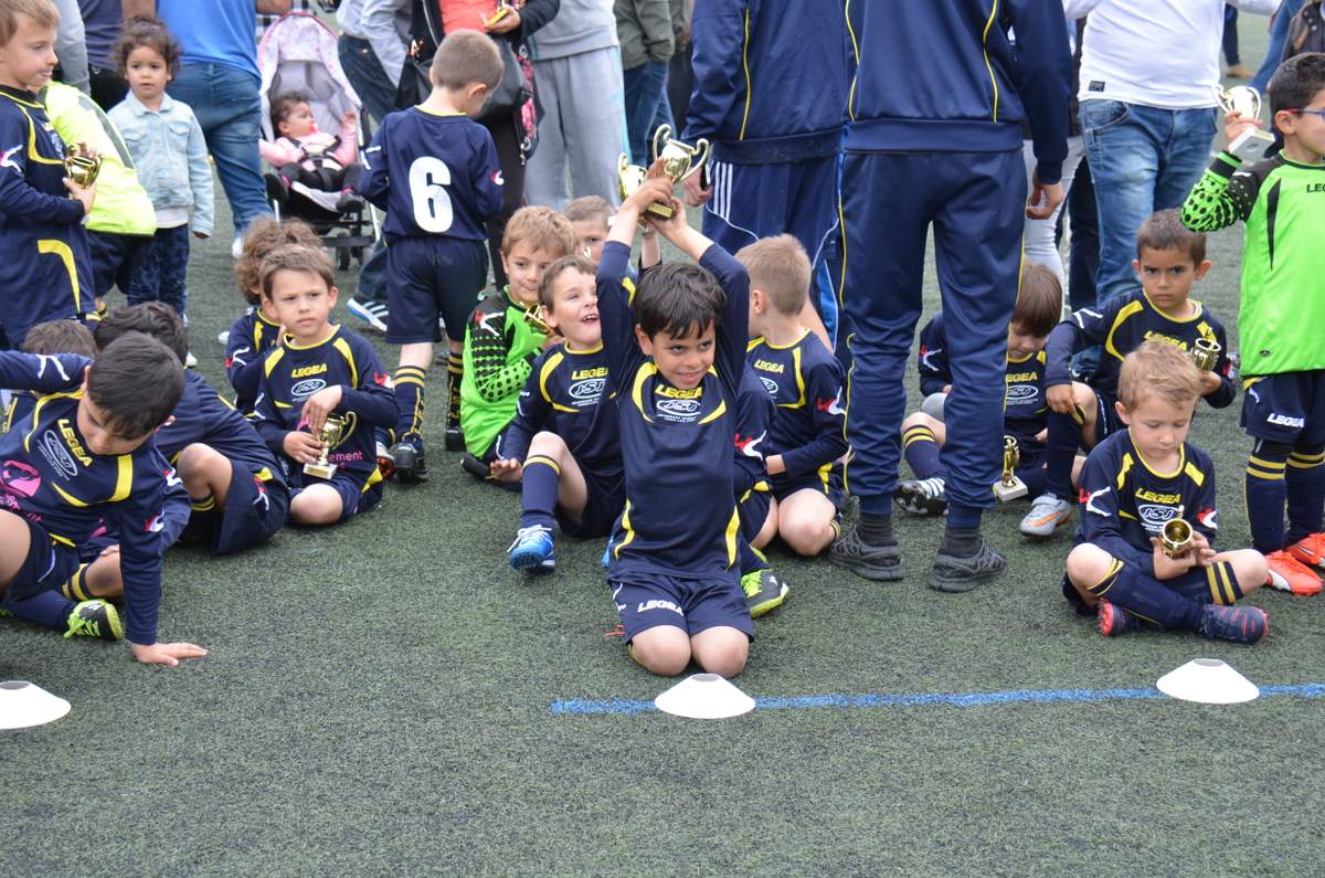 Album Me Tournoi De La Jeunesse Sportive De Juan Club Football Jeunesse Sportive Juan