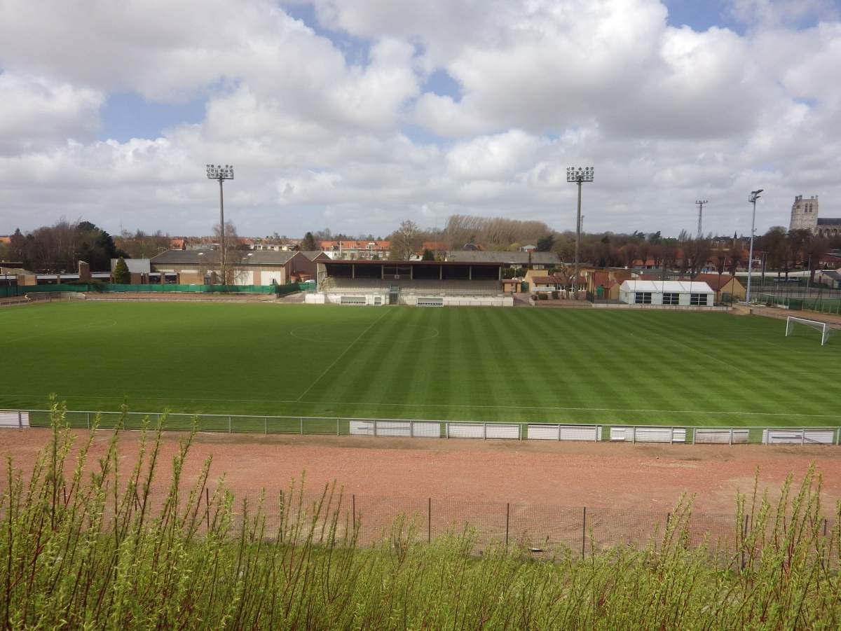 Terrain Stade Gaston Bonnet - club Football Union Sportive du Pays de  Saint-Omer - Footeo