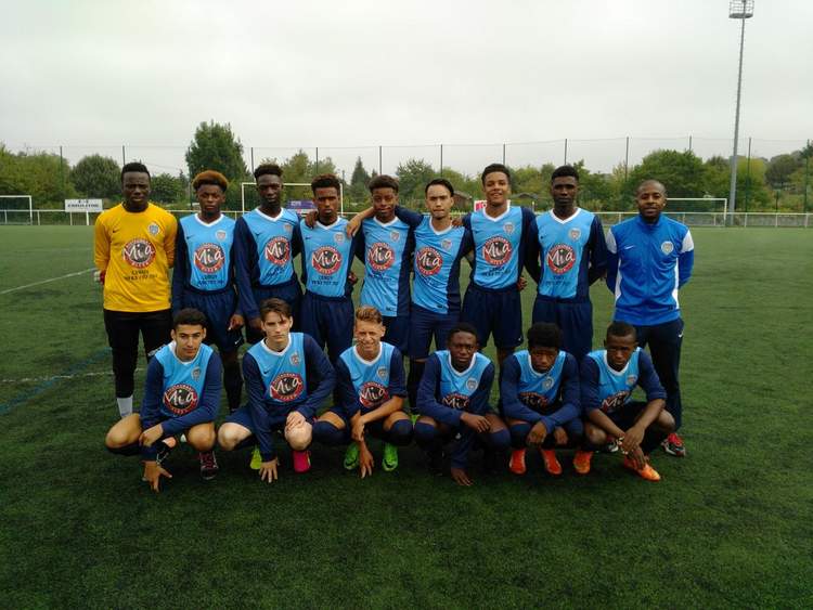 Equipe U19 Dhr Club Football U19 Cergy Pontoise Fc Footeo